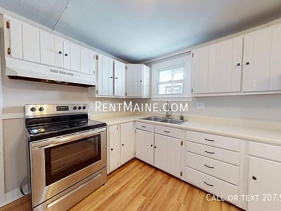 2nd image of 52 Hayes St #1