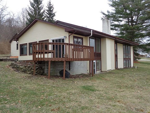 3rd image of 137 Orchard Knoll Dr