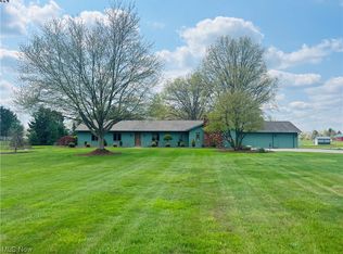 6760 W Law Rd, Valley City, OH 44280