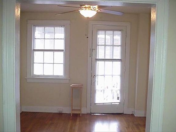 2nd image of 1008 N Belmont Ave