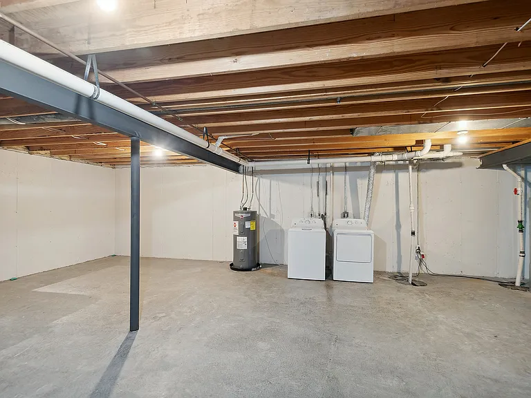 ReNew Edwardsville Apartment Collection — Photo 36
