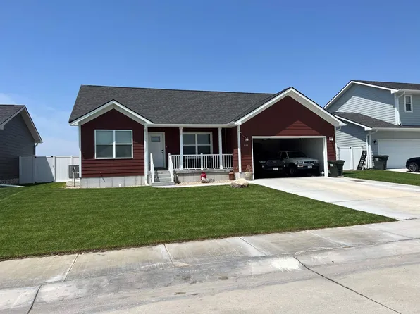 805 Truman Dr, Lexington, NE 68850