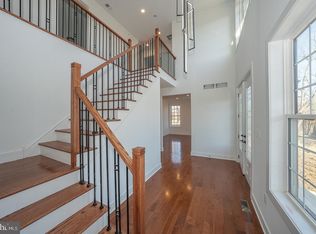 2627 County Line Rd, Chalfont, PA 18914
