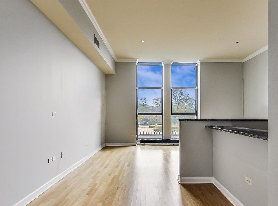 1st image of 310 S Michigan Ave #219