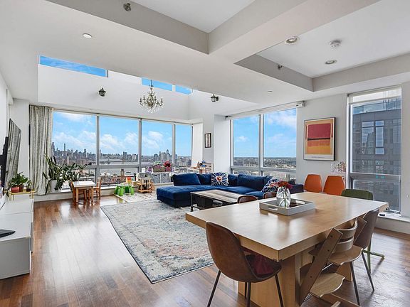 4th image of 150 Myrtle Ave #Penthouse 3201