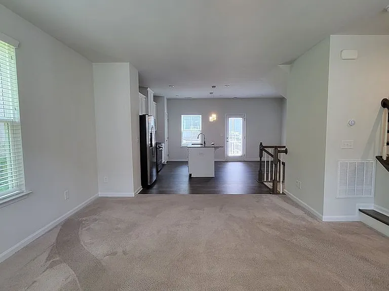 1214 Ashbury St — Photo 10