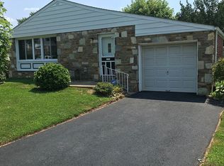 8229 Verree Rd, Philadelphia, PA 19111