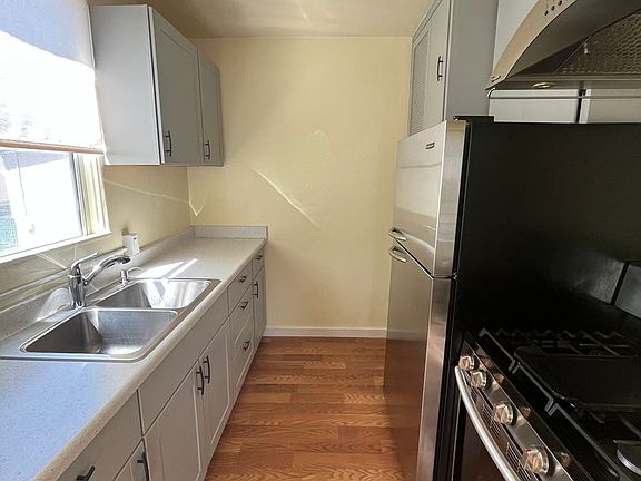 4th image of 4376-4380 Oregon St #4378