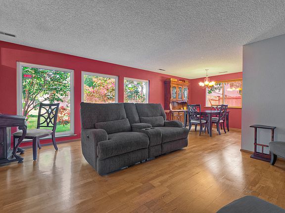 4th image of 7109 91st Avenue Ct SW
