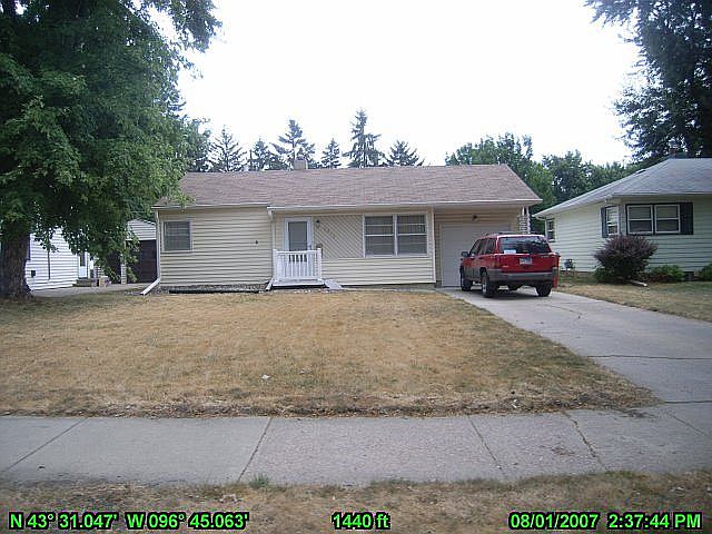 2nd image of 3012 S Western Ave