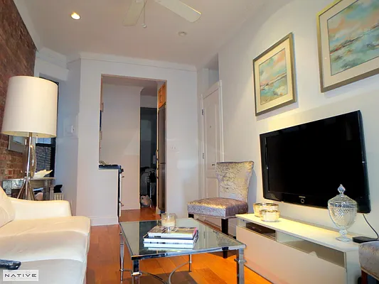 Rented by Native Real Estate LLC | media 12