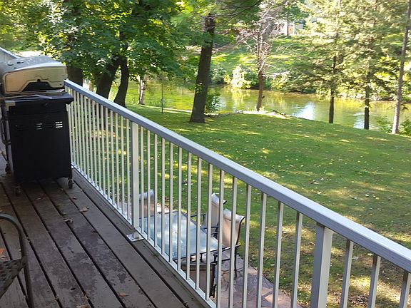 3rd image of 1407 Hoot Lake Dr