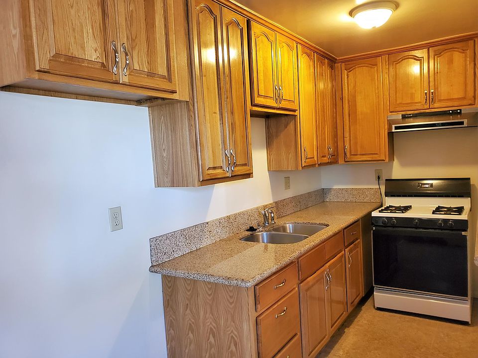 1st image of 6524 S Newlin Ave #C