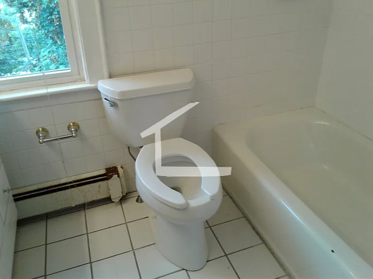 122 Lake St #122 — Photo 14