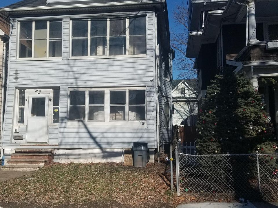 1st image of 187 Charles Ave