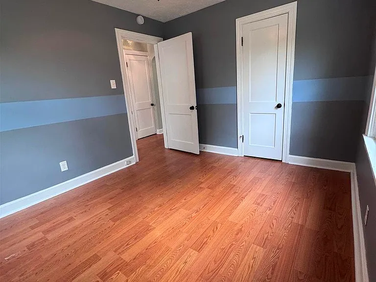 625 N Main St — Photo 12