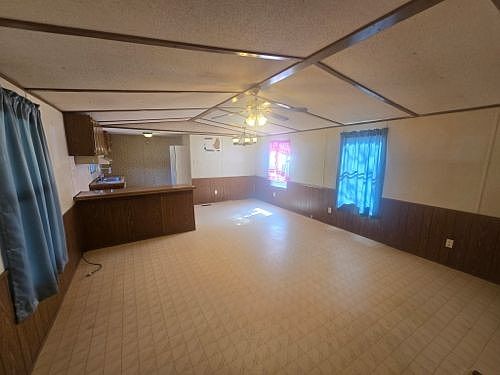 4th image of 599 Overhead Bridge Rd