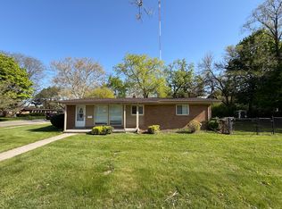 24220 Beverly Ave, Oak Park, MI 48237