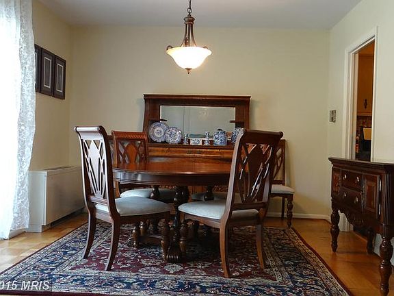 3rd image of 3535 Chevy Chase Lake Dr APT 210