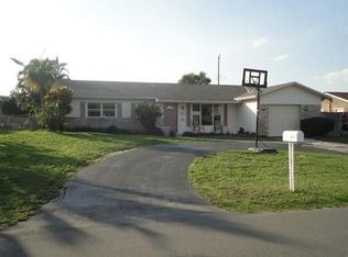 2571 SW 11th Ct, Boynton Beach, FL 33426