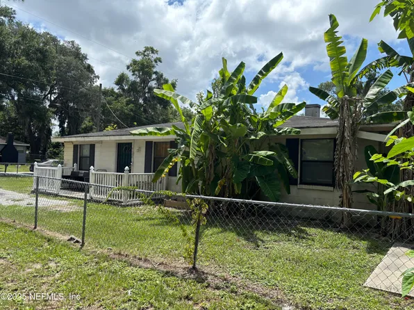 9088 10TH Avenue, Jacksonville, FL 32208