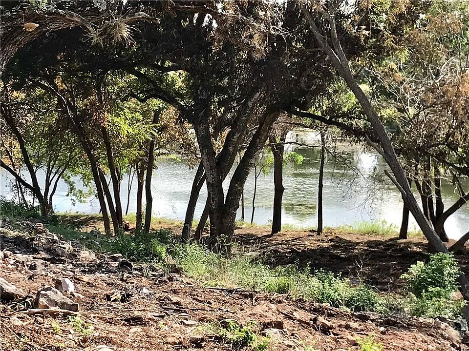 1st image of 11 River Dr