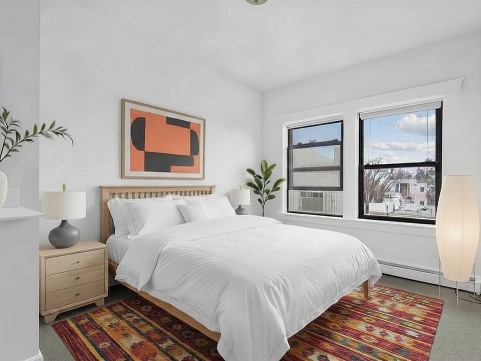 1st image of 414 2nd St #3
