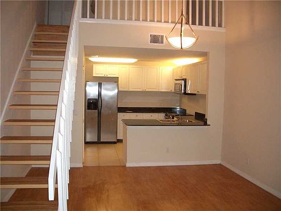 5th image of 2971 Genoa Pl