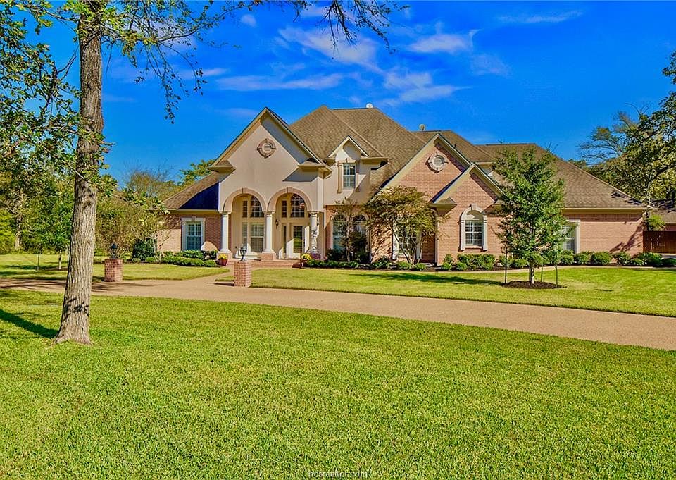 1st image of 1520 Wayfarer Ln