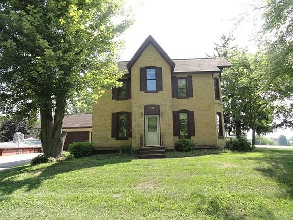 4th image of 621 Silver Lake Dr