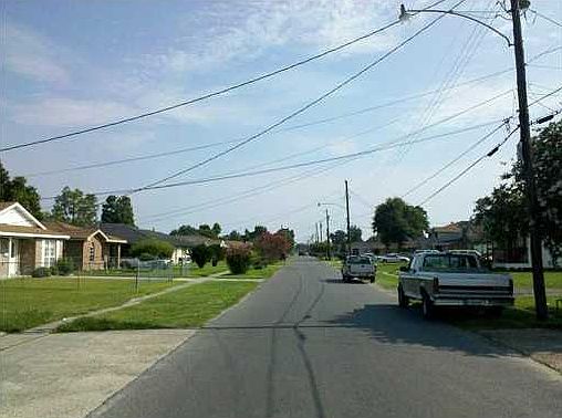 2nd image of 1332 Marshall Dr