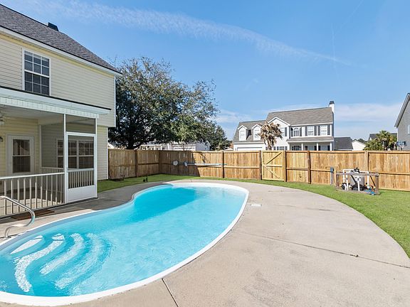 4th image of 124 Pleasant Hill Dr