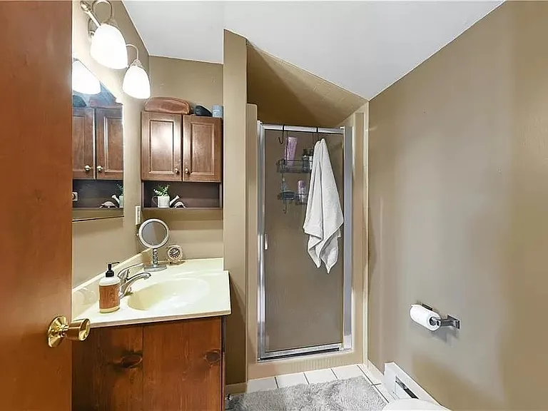 5218 Foxcroft Dr — Photo 22