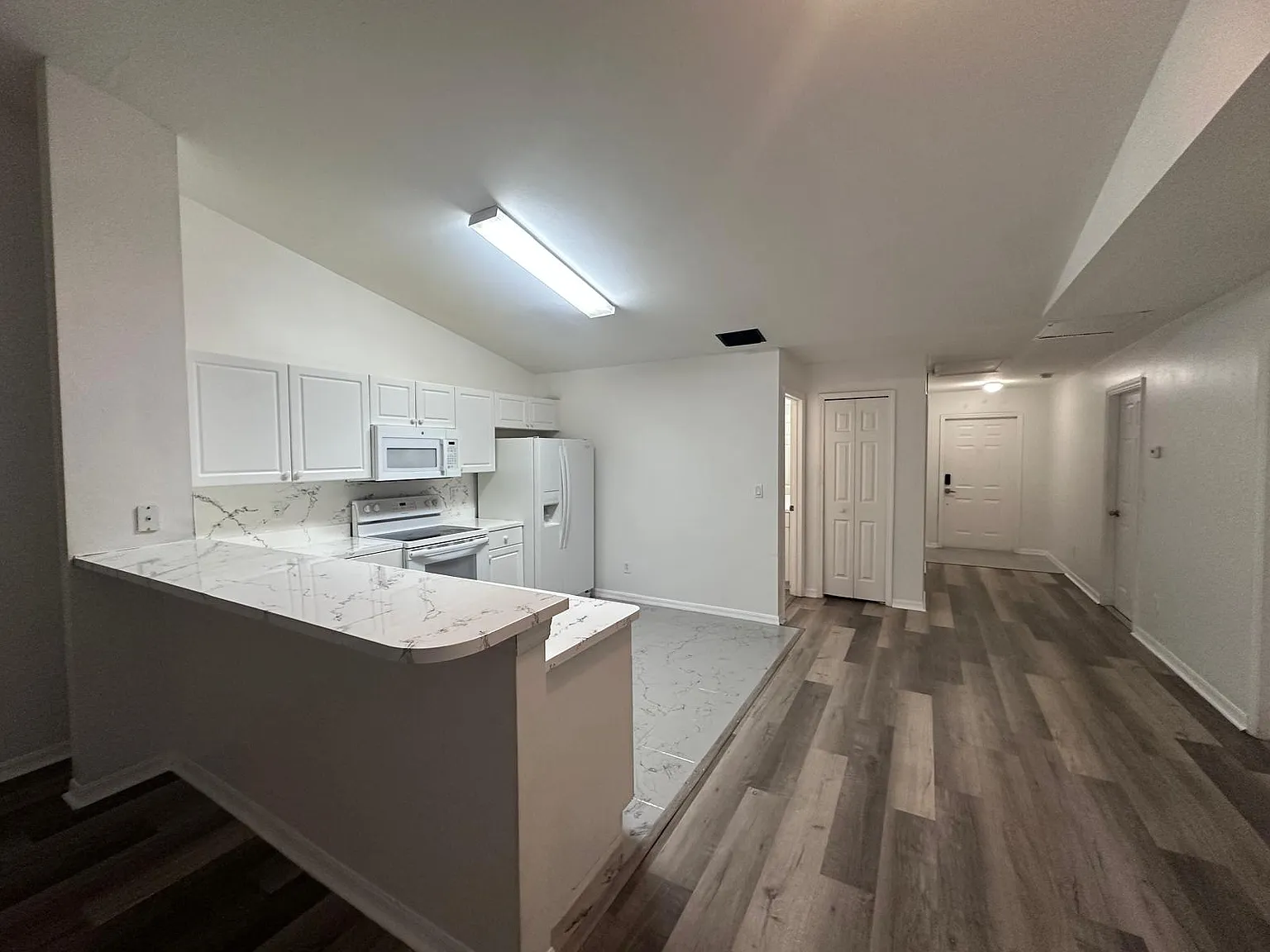 D& G Assets - Unit 3001 — Photo 2