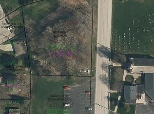 County Line Rd, Luxemburg, WI 54217