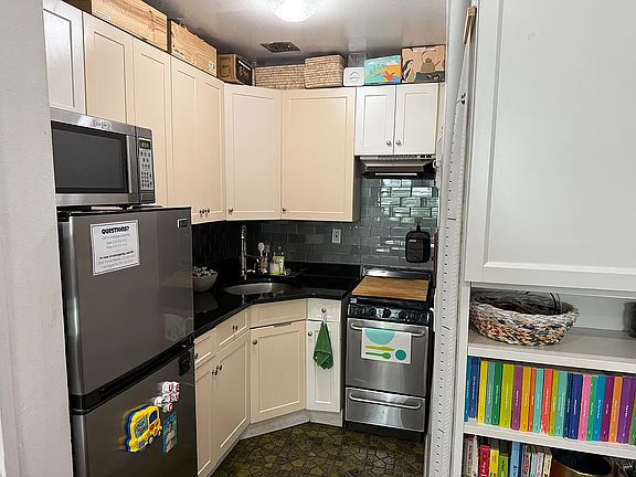 4th image of 20 W 85th St APT 3A