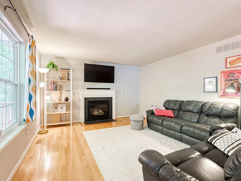 1202 Jewelweed Path — Photo 14