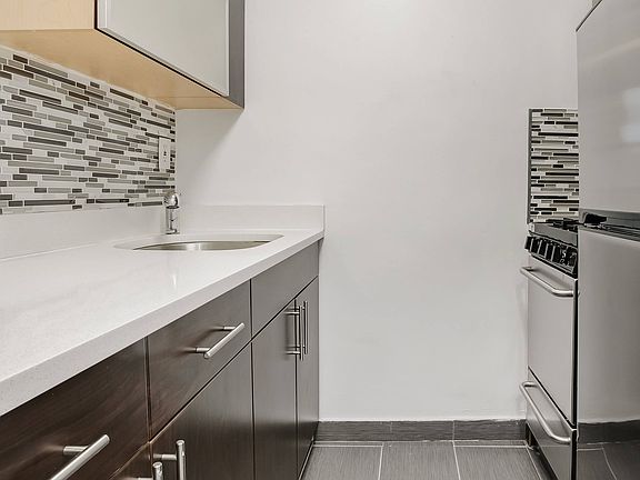 3rd image of 530 2nd Ave APT 3G
