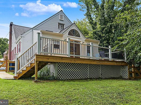 2nd image of 1204 Rosedale Ave