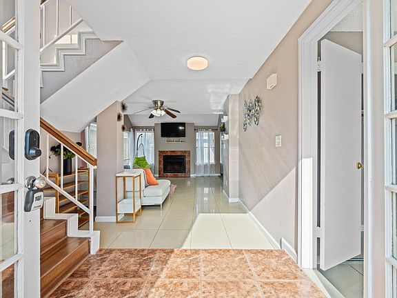 4th image of 8629 Kinghaven St