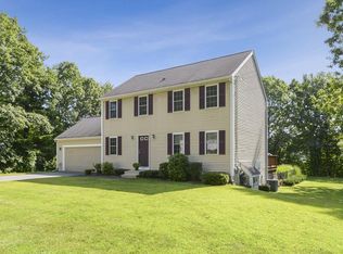 35 Montrose St, Leominster, MA 01453