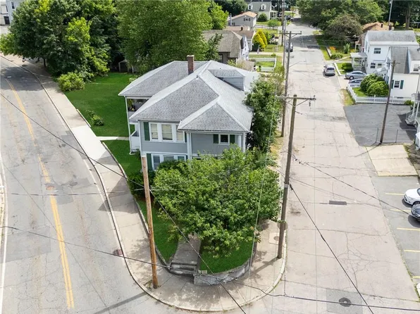 243-251 Transit St, Woonsocket, RI 02895