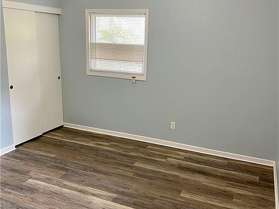 3rd image of 6350 W Mark Dr