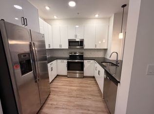 519 Cliff St #215E, Fairview, NJ 07022