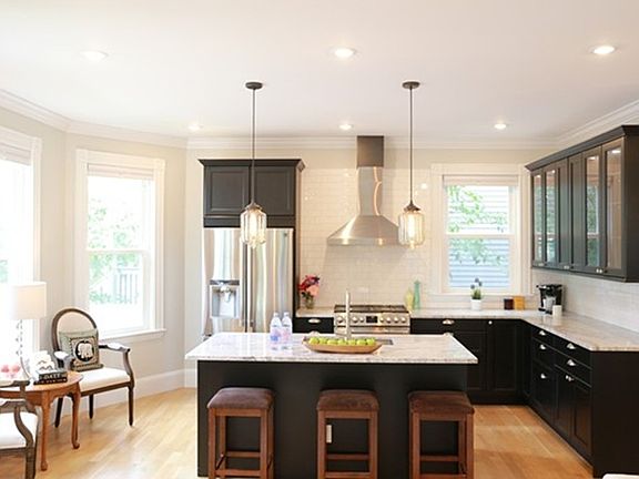 2nd image of 40 Evergreen Ave #A1