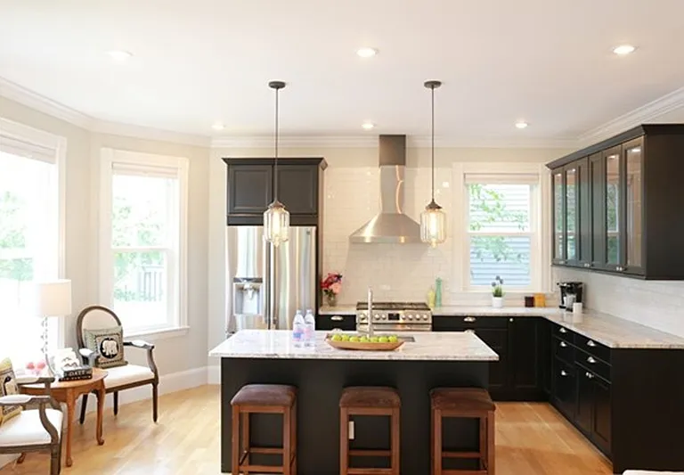 40 Evergreen Ave #1ONE — Photo 2