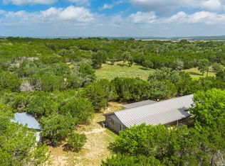 230 Verde Hills Dr, Center Point, TX 78010