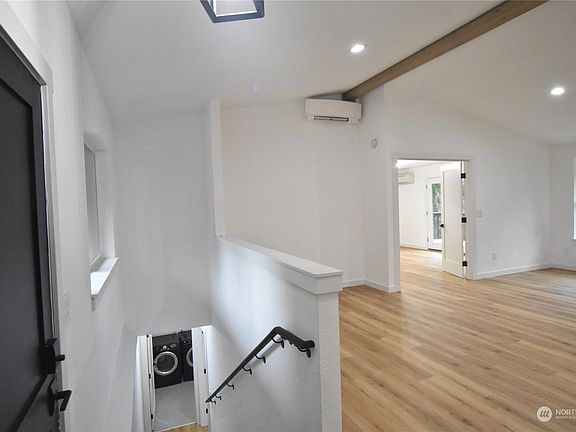 4th image of 14720 318th Street E