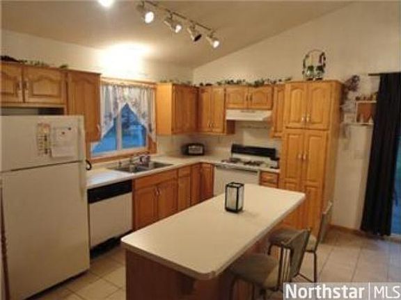 4th image of 410 5th Ave S