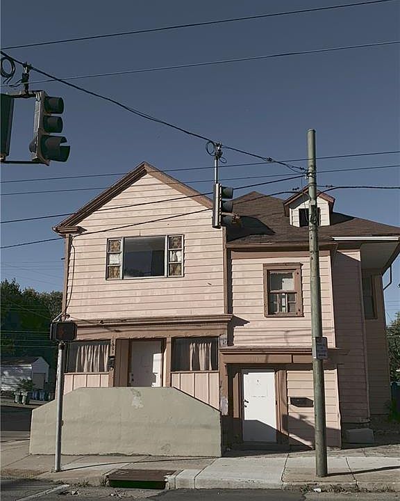 2nd image of 1303 Wyoming St